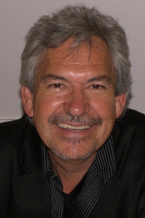 Ritratto di Benjamin Alire Sáenz