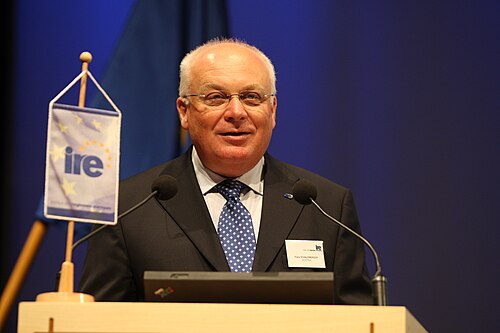 Ritratto di Franz Schausberger