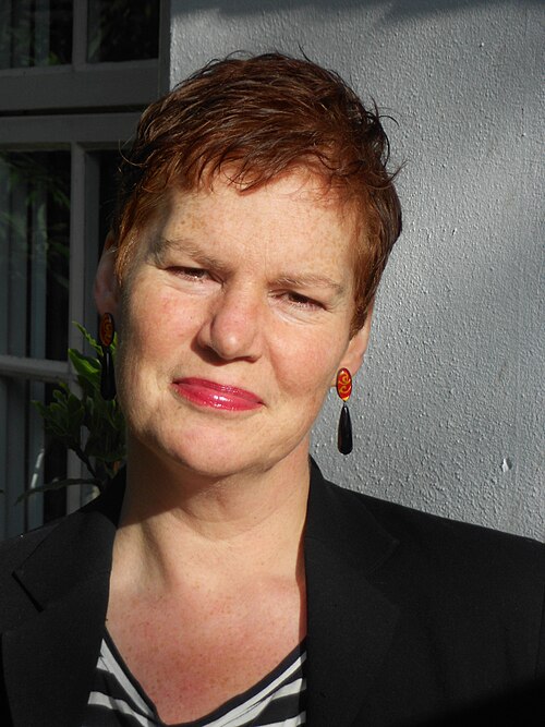 Ritratto di Karen Leeder