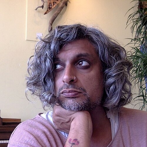 Ritratto di Kazim Ali