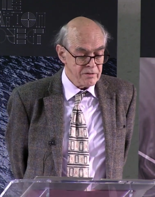 Ritratto di Oliver O'Donovan