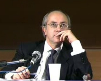Ritratto di Roberto Esposito