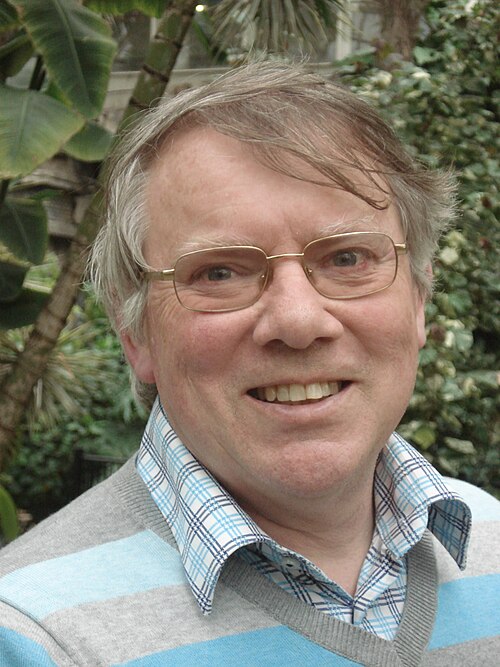 Ritratto di Simon Mitton
