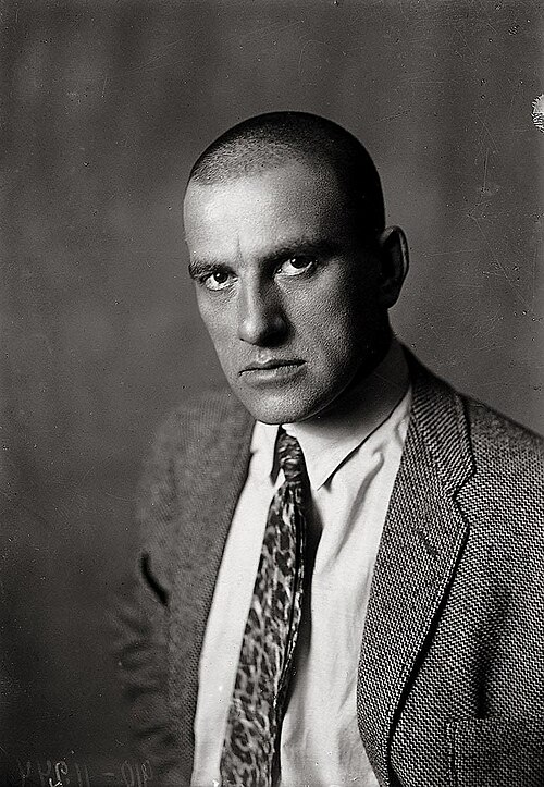 Ritratto di Vladimir Mayakovsky