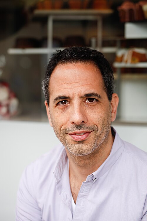 Ritratto di Yotam Ottolenghi